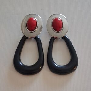 Vintage 80s 90s Silver, Red, And Black Statement Clip-on Earrings